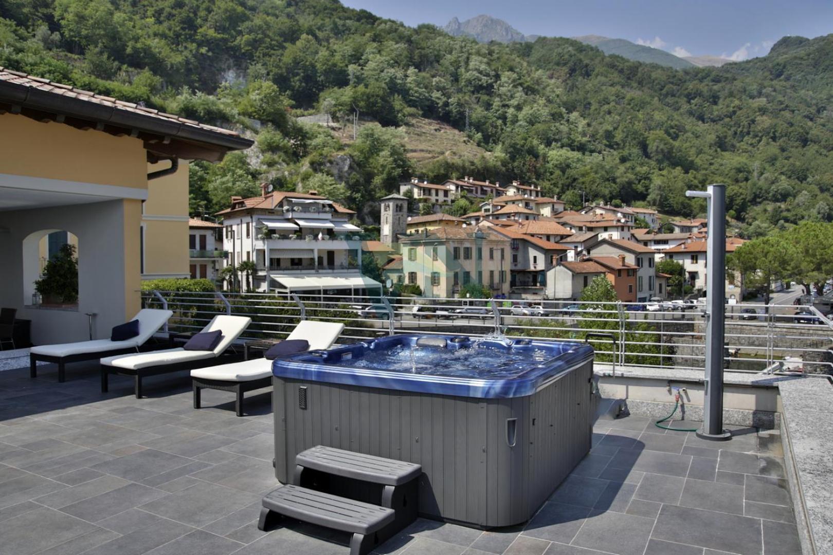 Villa Navalia Menaggio Exterior photo